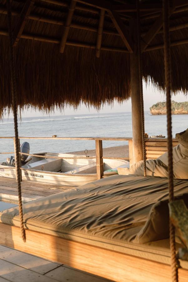 Sumba Beach House Waikabubak Exterior photo
