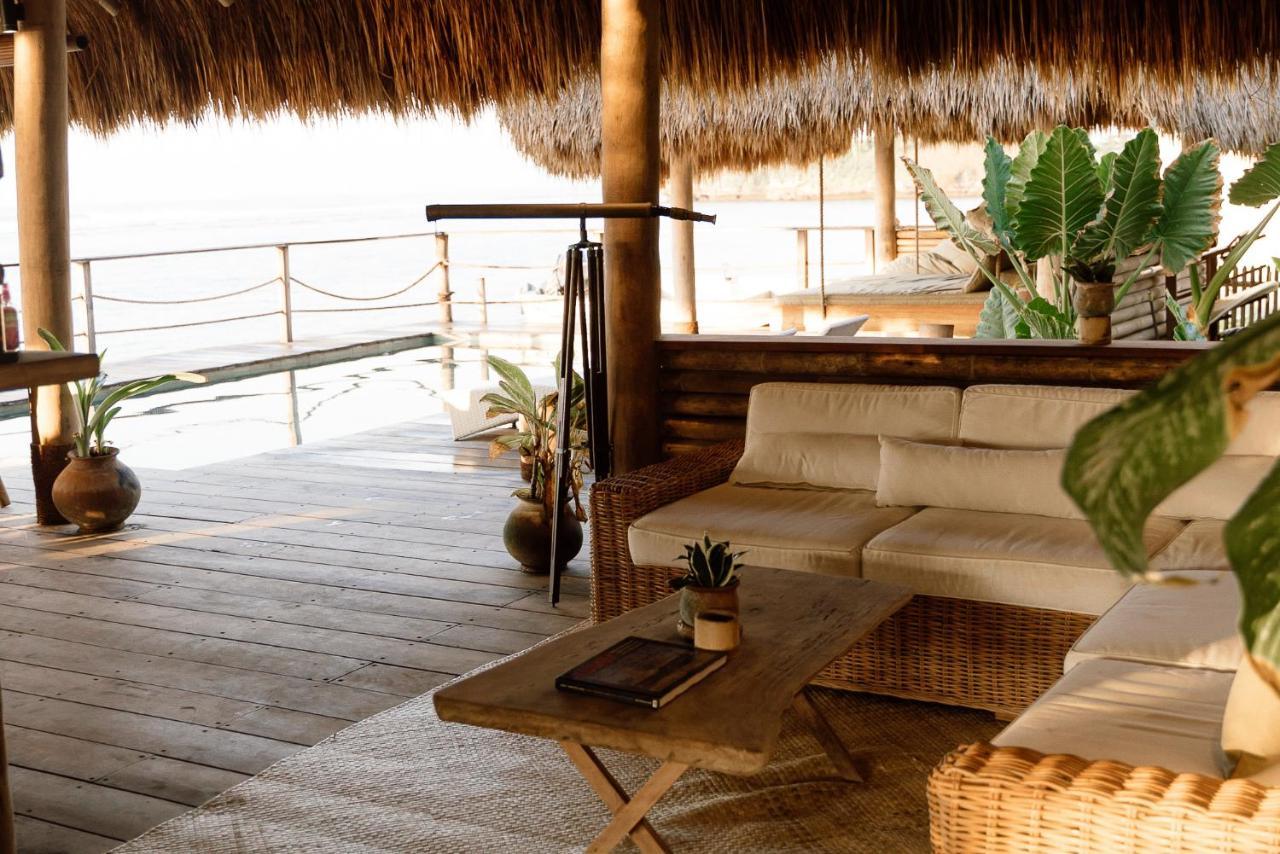 Sumba Beach House Waikabubak Exterior photo
