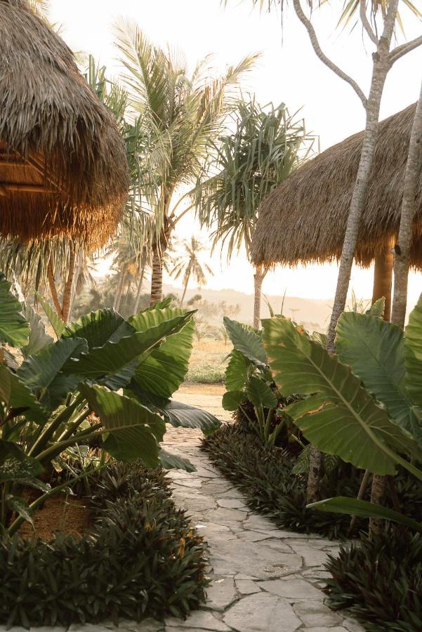 Sumba Beach House Waikabubak Exterior photo